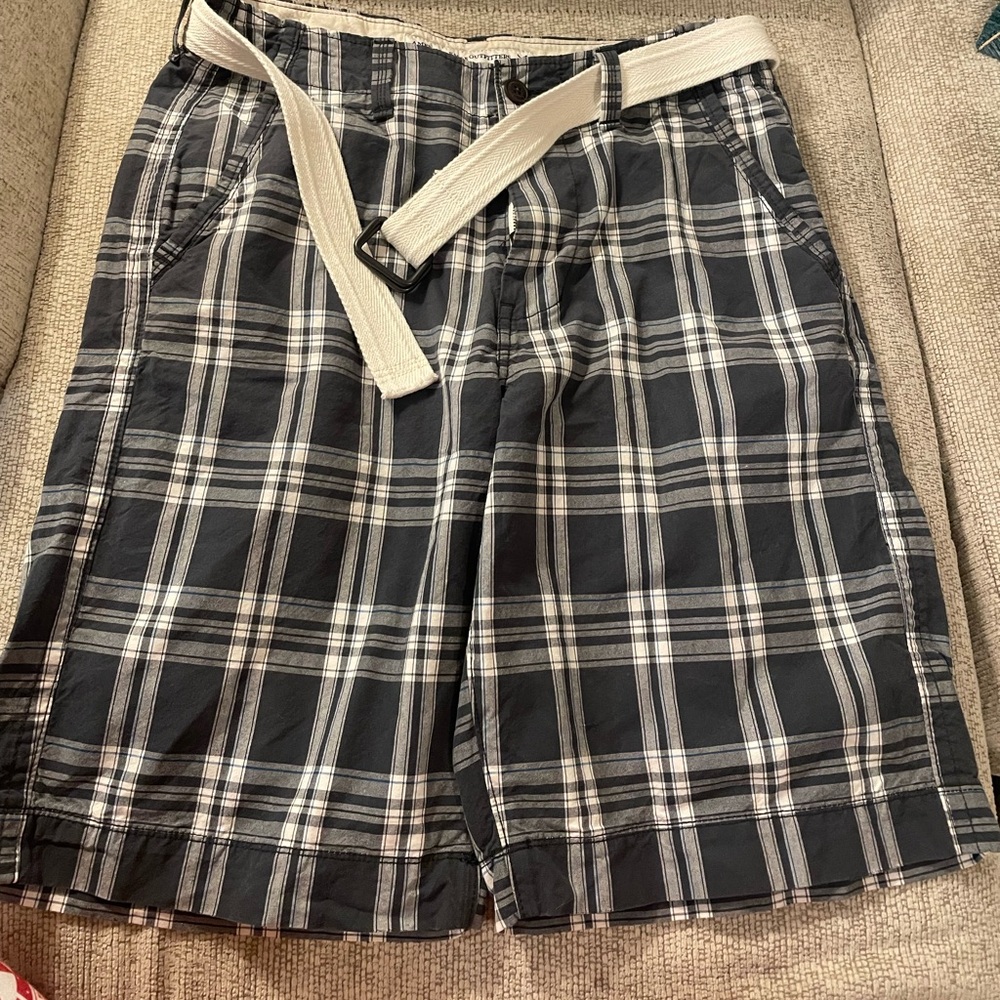 Men’s American Eagle Plaid Cargo Shortss Size 32 NWOT